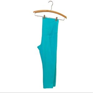 Old Navy Active Maternity Go-dry Leggings- Medium